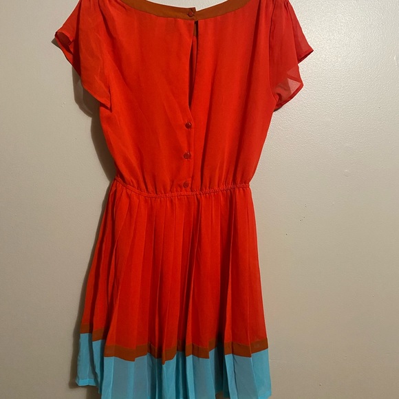 📌SOLD Beautiful dress - Picture 2 of 2